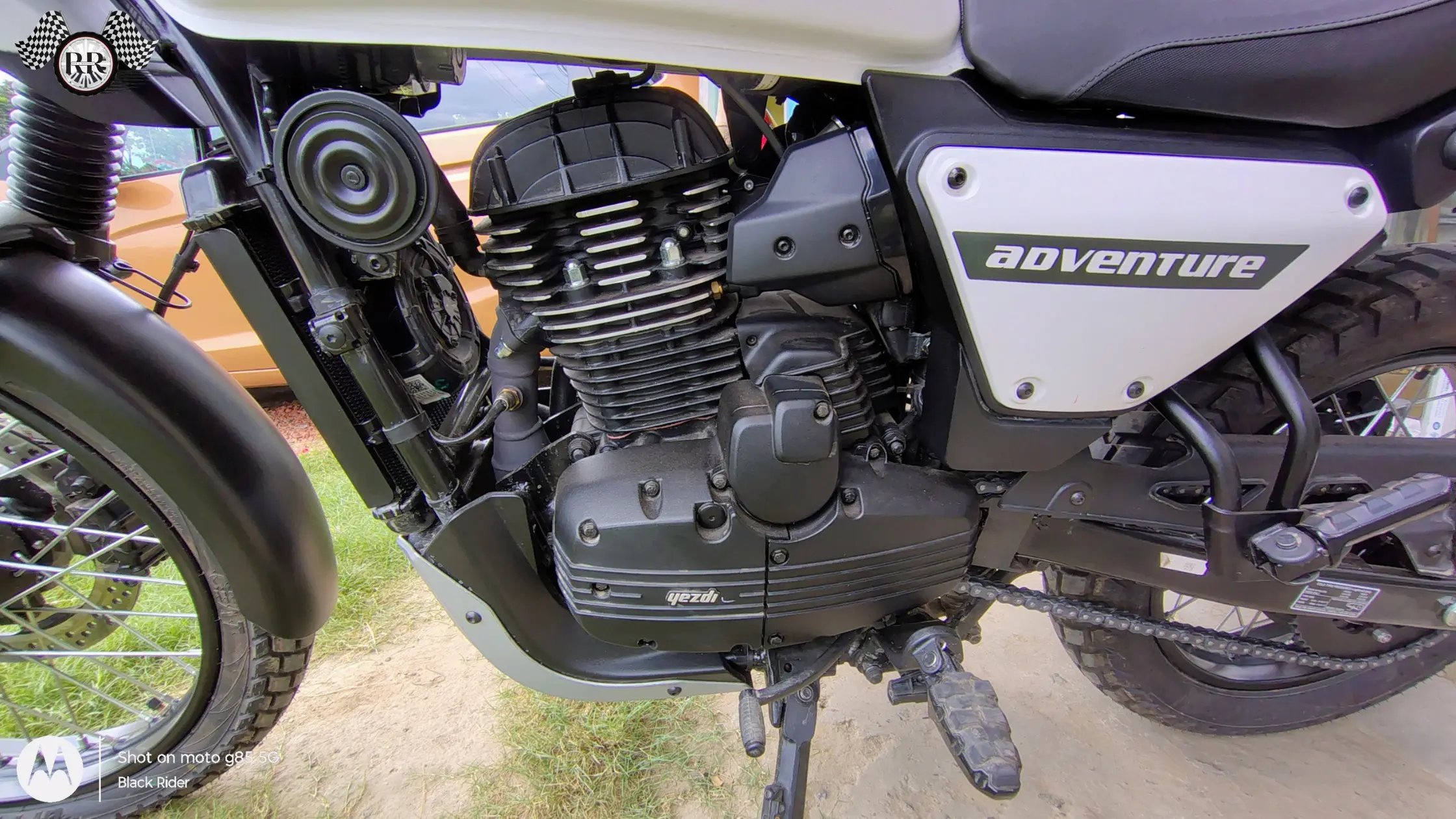 Yezdi Adventure - Engine